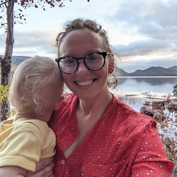 Meet your Posher, Elli - Picture 4 of 5